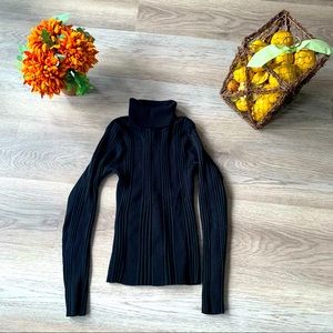 Black Turtle Neck🖤